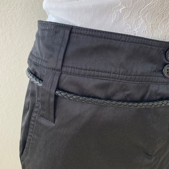 Classy Lulumary glossy black midi skirt size 9 top - Picture 2 of 7